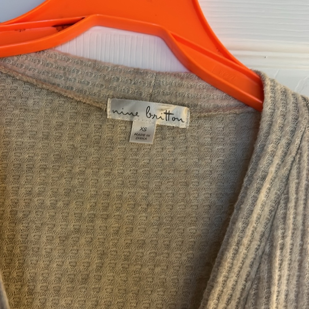 Cardigan - Picture 2 of 2